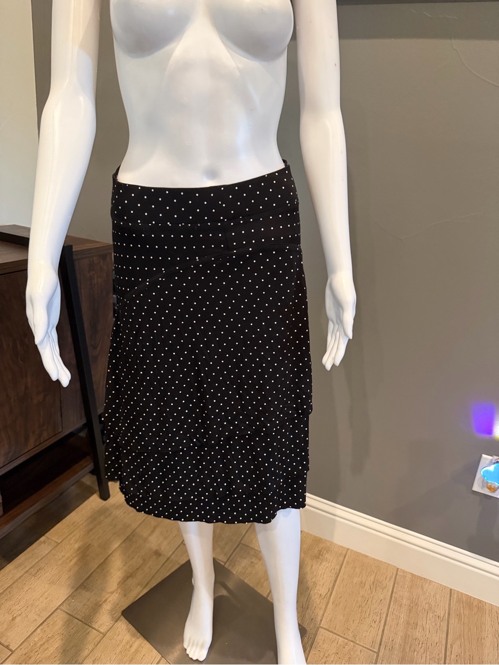 Black & White Polka Dot Skirt - Small
